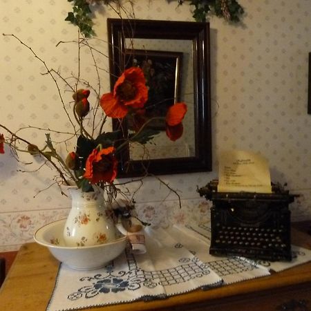 Bed and Breakfast Alte Weinstuben Steinfelder Hof Garni Ellenz-Poltersdorf Zewnętrze zdjęcie