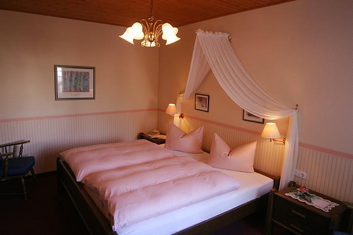 Bed and Breakfast Alte Weinstuben Steinfelder Hof Garni Ellenz-Poltersdorf Pokój zdjęcie