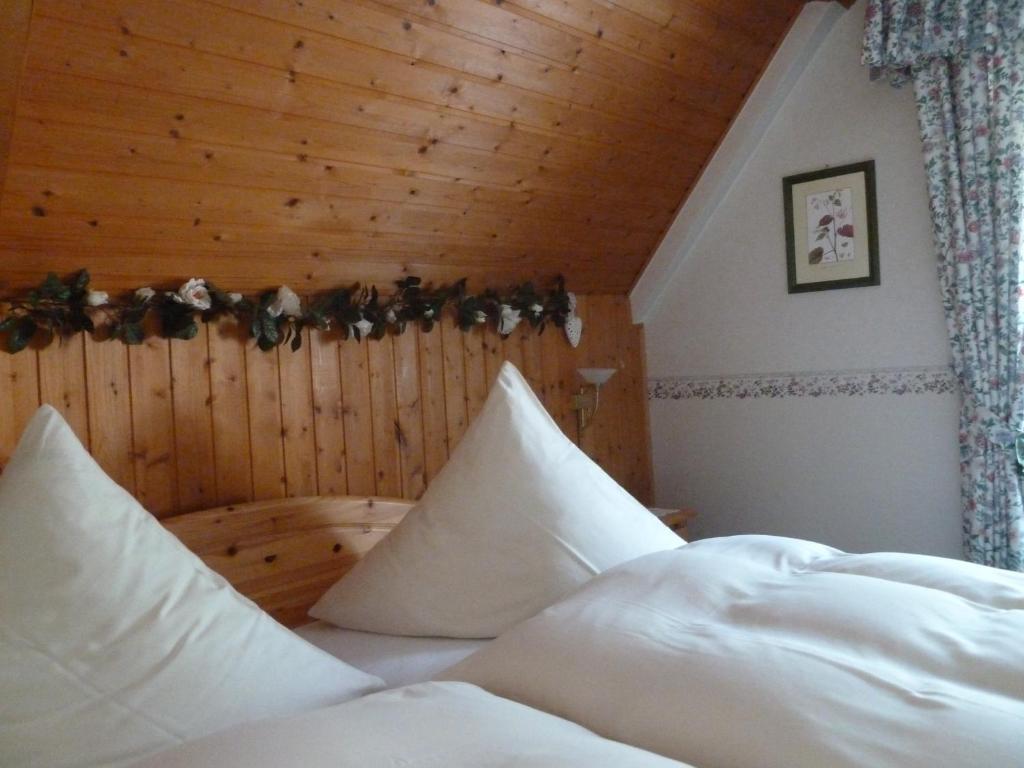 Bed and Breakfast Alte Weinstuben Steinfelder Hof Garni Ellenz-Poltersdorf Pokój zdjęcie